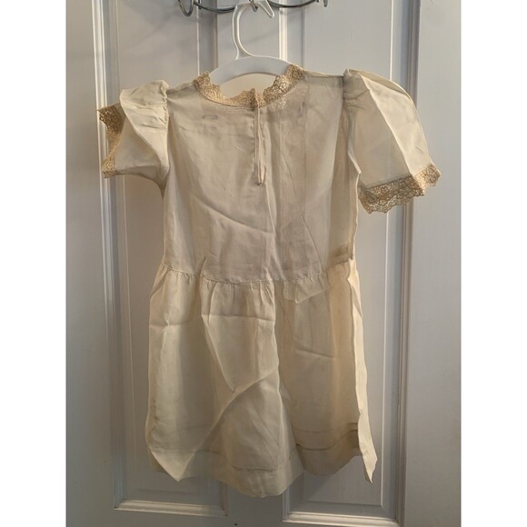 1942 Vintage First Communion Dress, 3 pieces,  Satin, Lace, Veil, Fair Condition - Picture 11 of 16